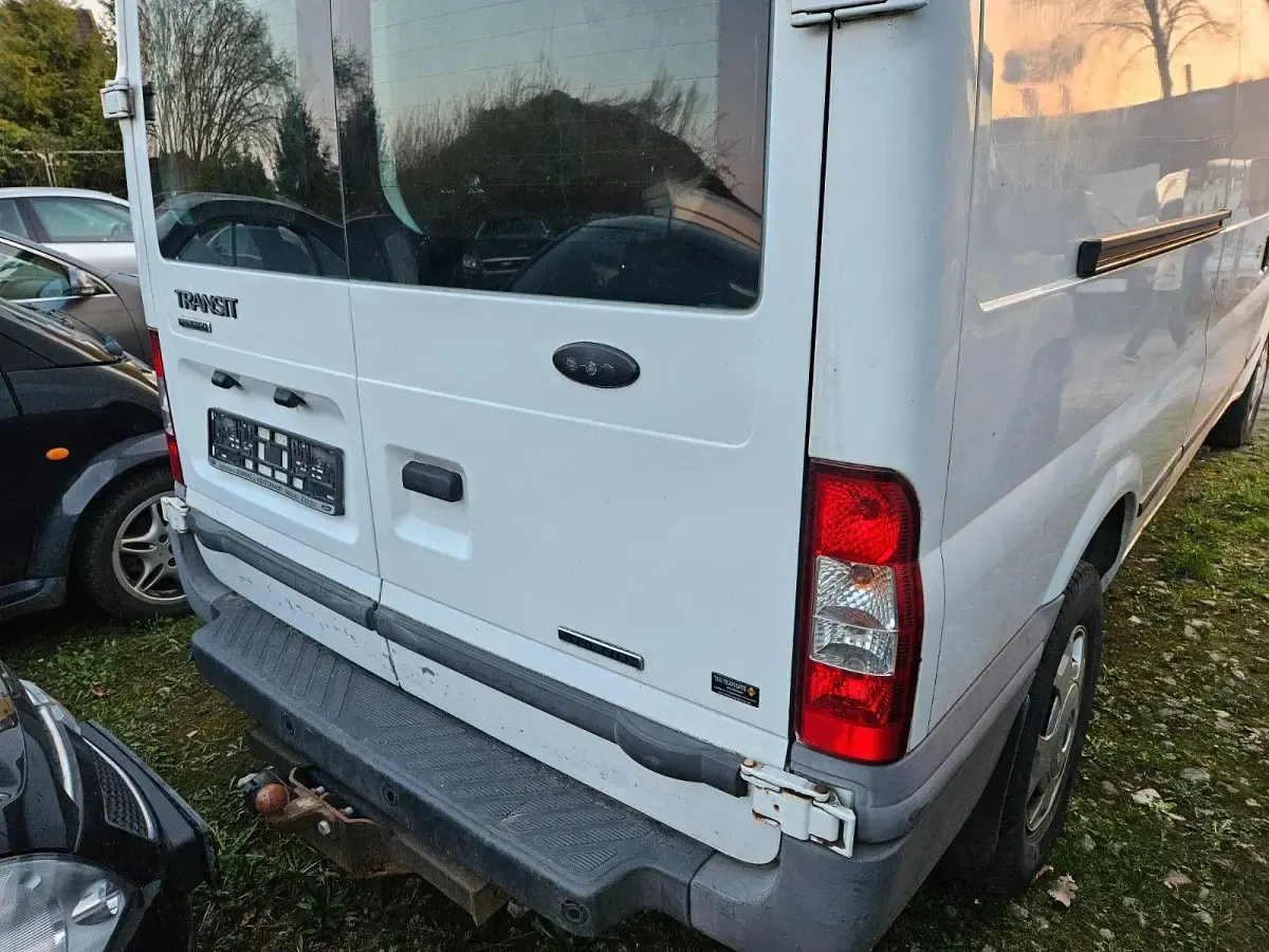 Gebraucht Ford Transit Trend 125 PS (91 kW) 2014 Weiß Van
