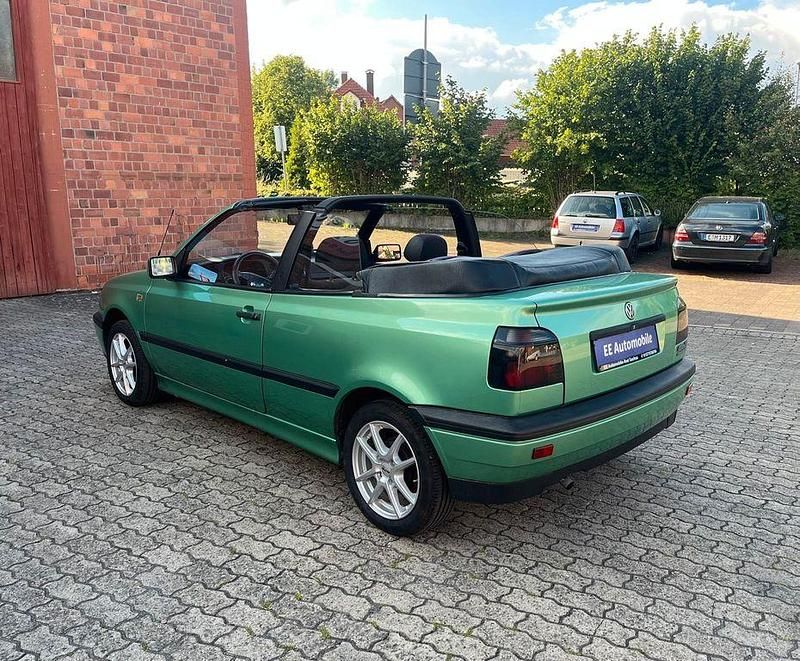 Gebraucht VW Golf Cabriolet 75 PS (55 kW) 1994 Grün Cabrio