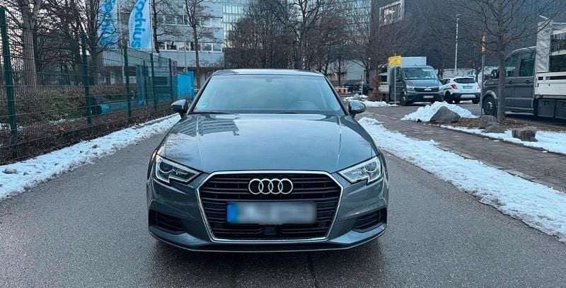 Gebraucht Audi A3 150 PS (110 kW) 2020 Grau Limousine