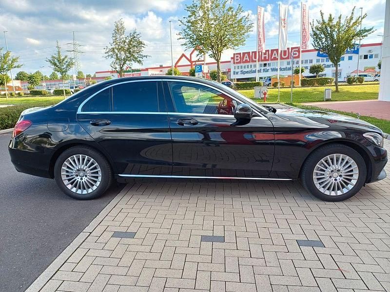 Gebraucht Mercedes C220 Exclusive 184 PS (135 kW) 2016 Schwarz Limousine