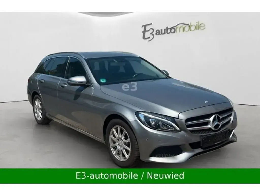 Gebraucht Mercedes C200 AMG 184 PS (135 kW) 2015 Silber Kombi