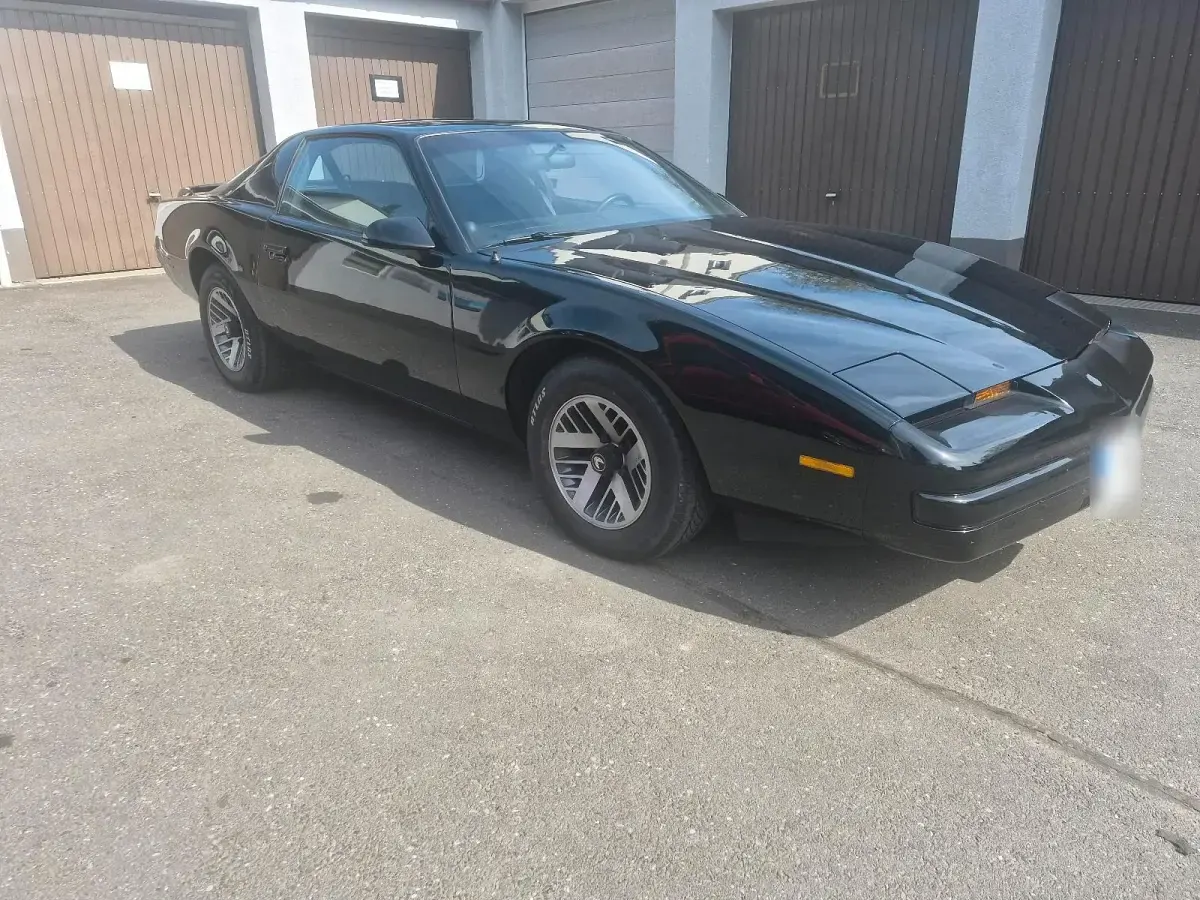 Gebraucht Pontiac Firebird 140 PS (102 kW) 1990 Schwarz Coupé