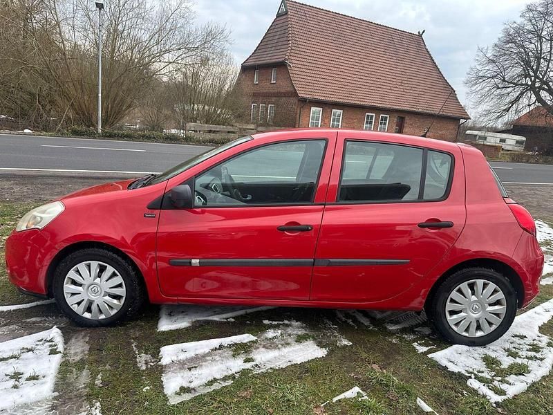 Gebraucht Renault Clio IV Expression 75 PS (55 kW) 2012 Rot Kleinwagen