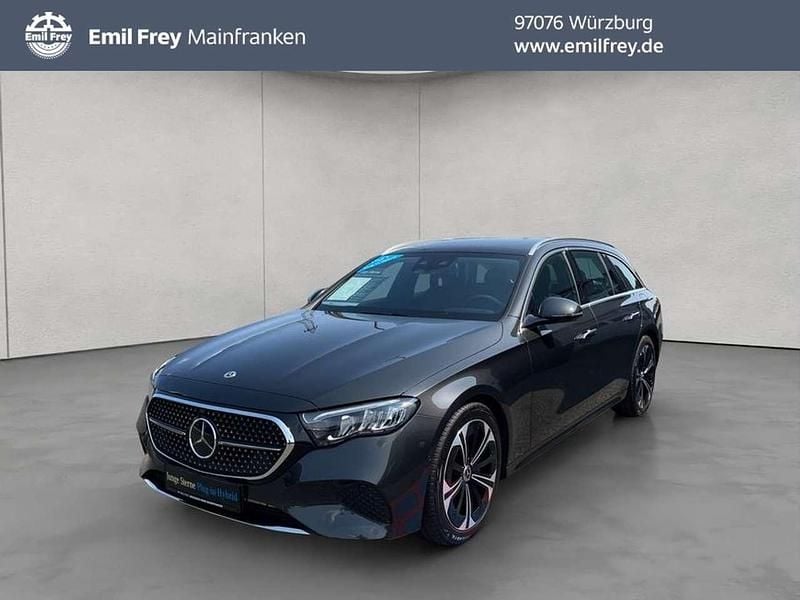 Grau Gebraucht 2024 Mercedes E300 Avantgarde Kombi | 46.900 € (Superpreis) - Bild 1/4