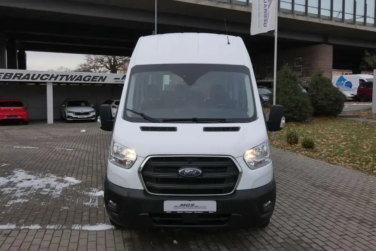 Gebraucht Ford Transit Trend 131 PS (96 kW) 2020 Frostweiß Limousine
