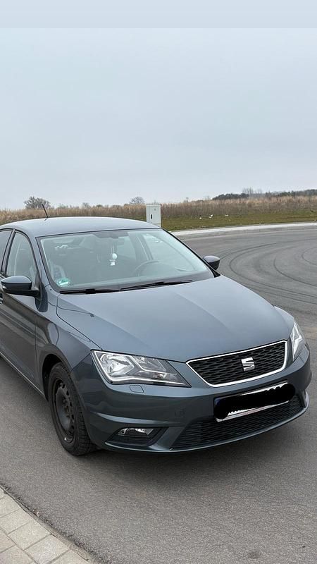 Gebraucht Seat Toledo CONNECT 90 PS (66 kW) 2016 Andere farben Kleinwagen