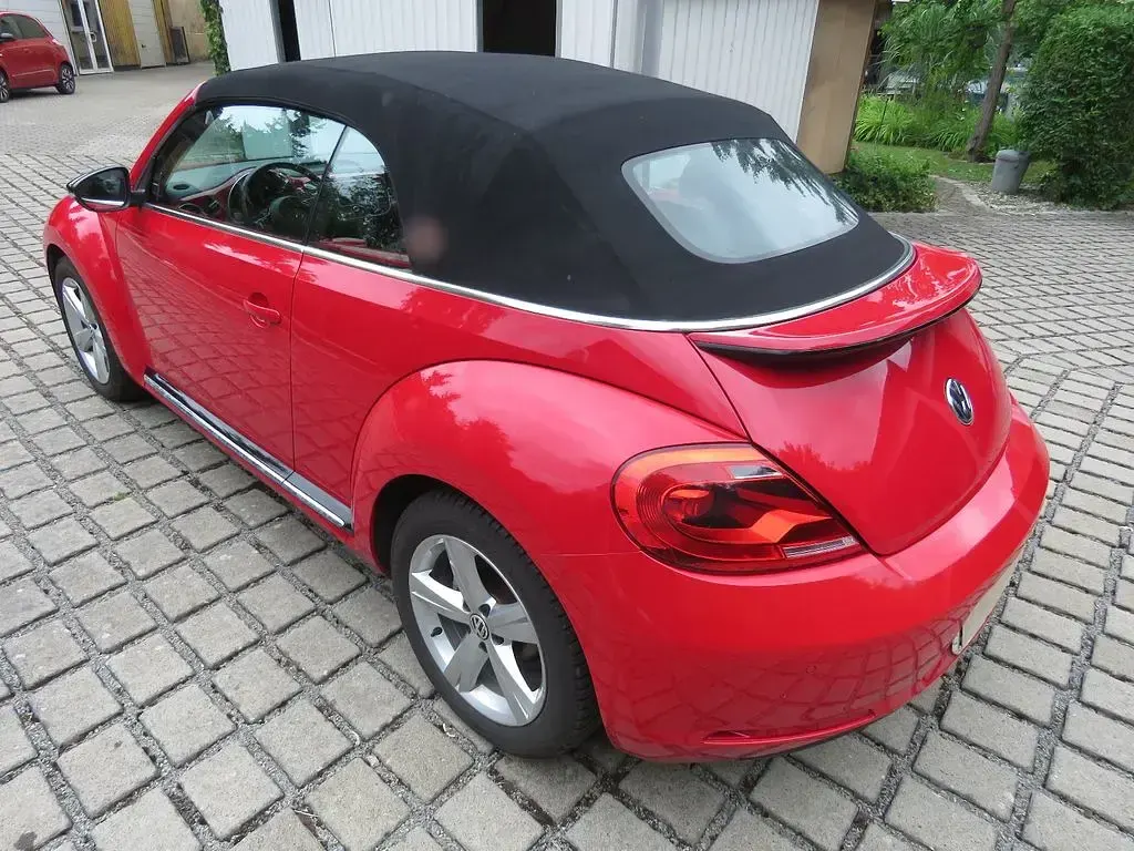 Gebraucht VW Beetle 170 PS (125 kW) 2014 Rot Kleinwagen