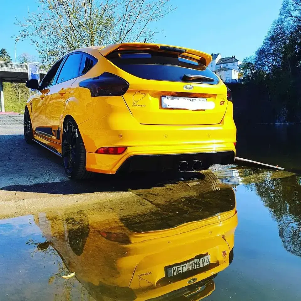 Gebraucht Ford Focus ST 250 PS (183 kW) 2015 Limousine