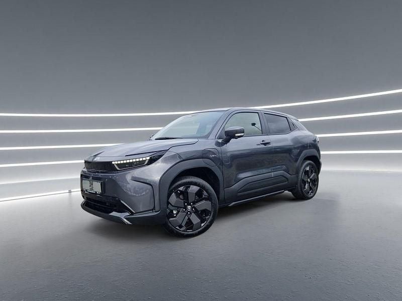 Grau Neu 2026 Toyota Urban Cruiser Lounge SUV | 39.990 € - Bild 1/4