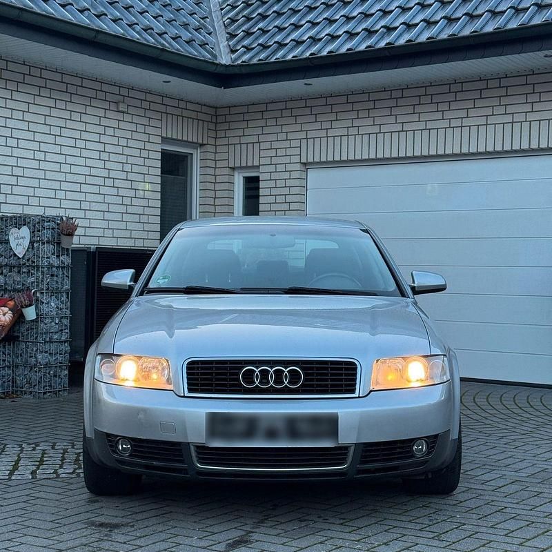 Gebraucht Audi A4 131 PS (96 kW) 2000 Grau Limousine