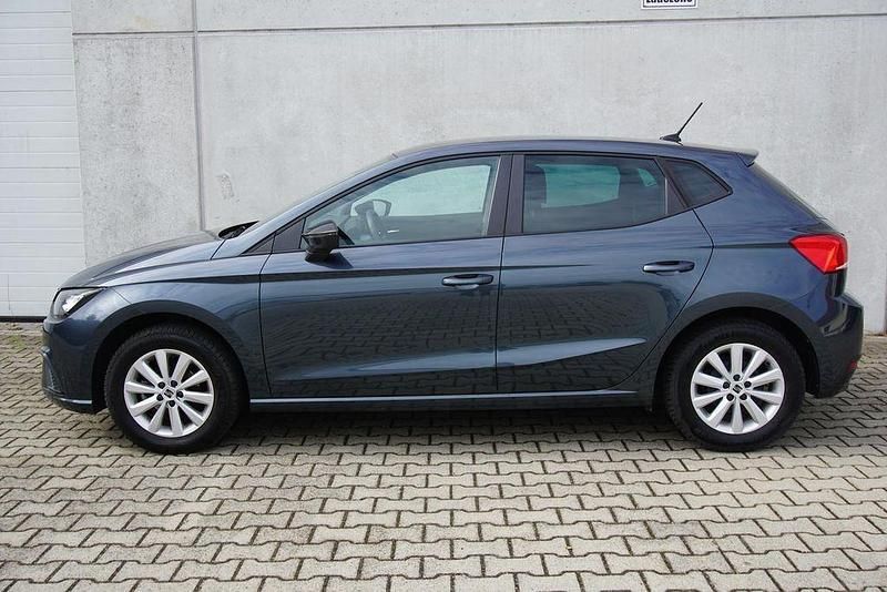 Gebraucht Seat Ibiza Style 95 PS (69 kW) 2024 Magnetic grau Limousine
