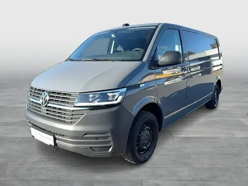 Gebraucht VW T7 150 PS (110 kW) 2024 Grau Van