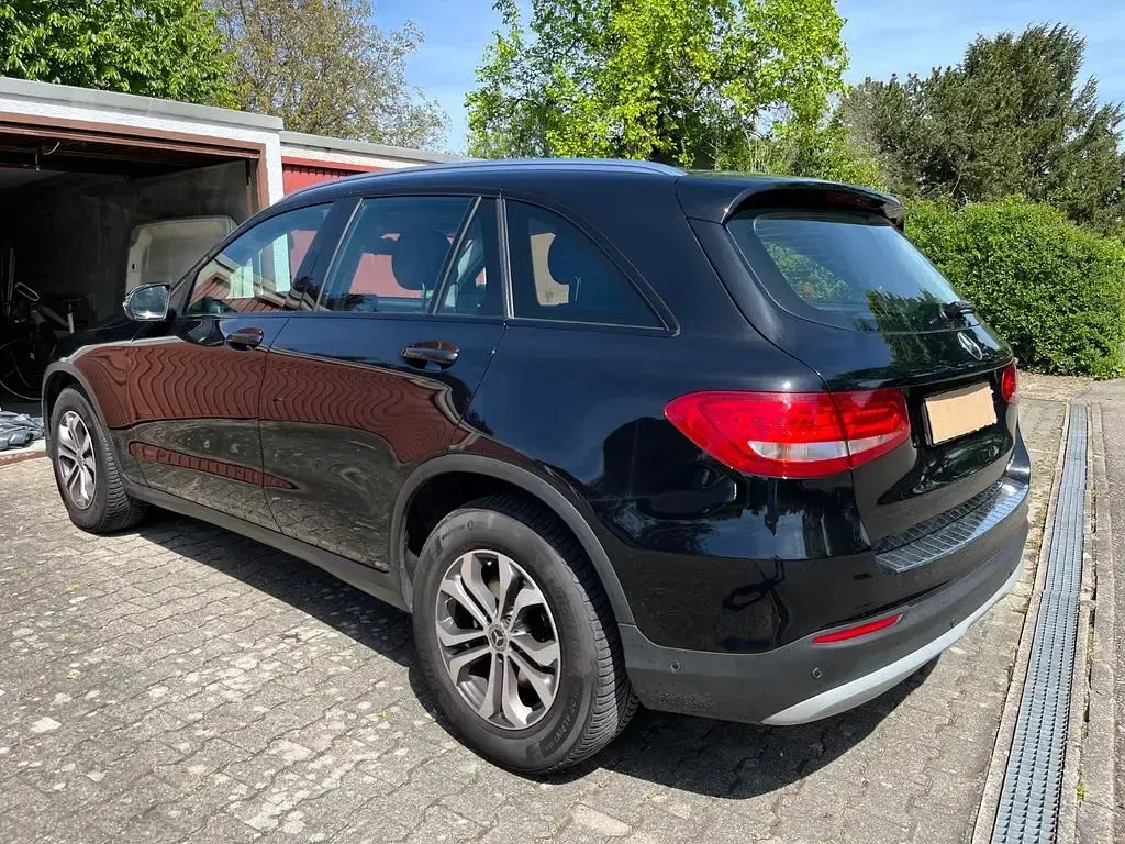Gebraucht Mercedes GLC220 170 PS (125 kW) 2018 Schwarz SUV