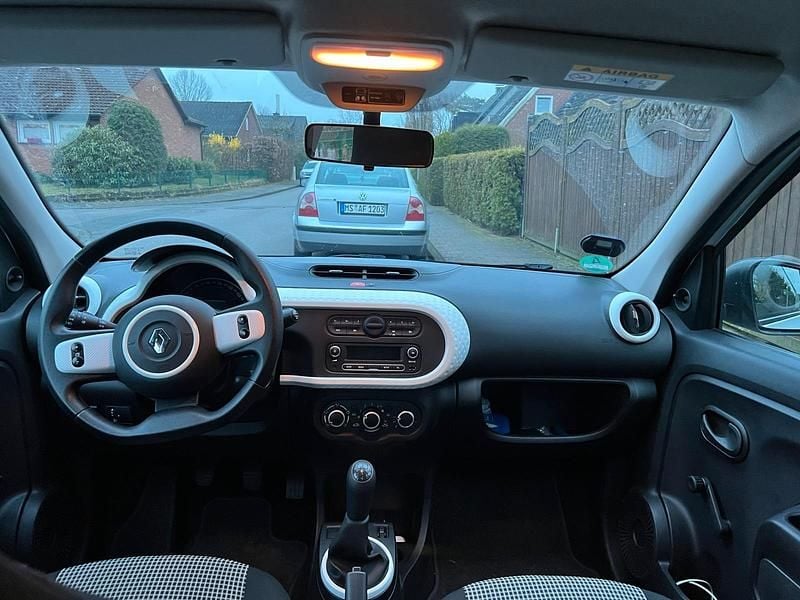 Gebraucht Renault Twingo 70 PS (51 kW) 2017 Weiß Kleinwagen