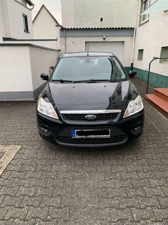 Schwarz Gebraucht 2008 Ford Focus Style Limousine | 2.000 € (Guter Preis) - Bild 1/4