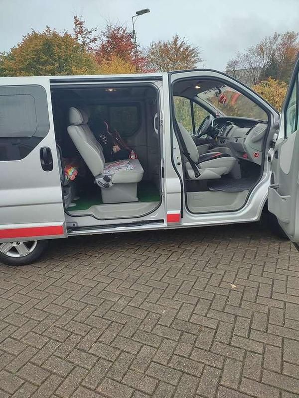 Gebraucht Opel Vivaro 101 PS (74 kW) 2006 Grau Van / Kleinbus