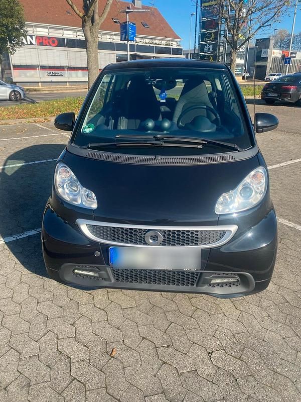 Schwarz Gebraucht 2015 Smart ForTwo Coupé Coupé | 7.850 € - Bild 1/4
