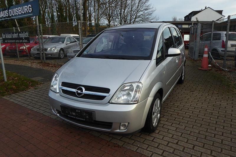 Silber Gebraucht 2004 Opel Meriva Cosmo Van / Kleinbus | 2.990 € (Guter Preis) - Bild 1/4