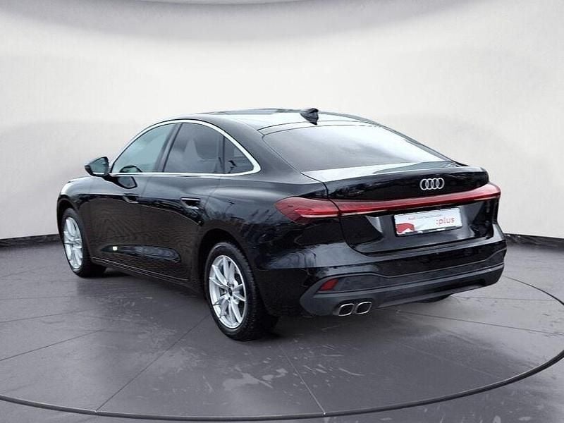 Second-hand Audi A5 Ambiente 204 CP (150 kW) 2025 Negru Berlinǎ
