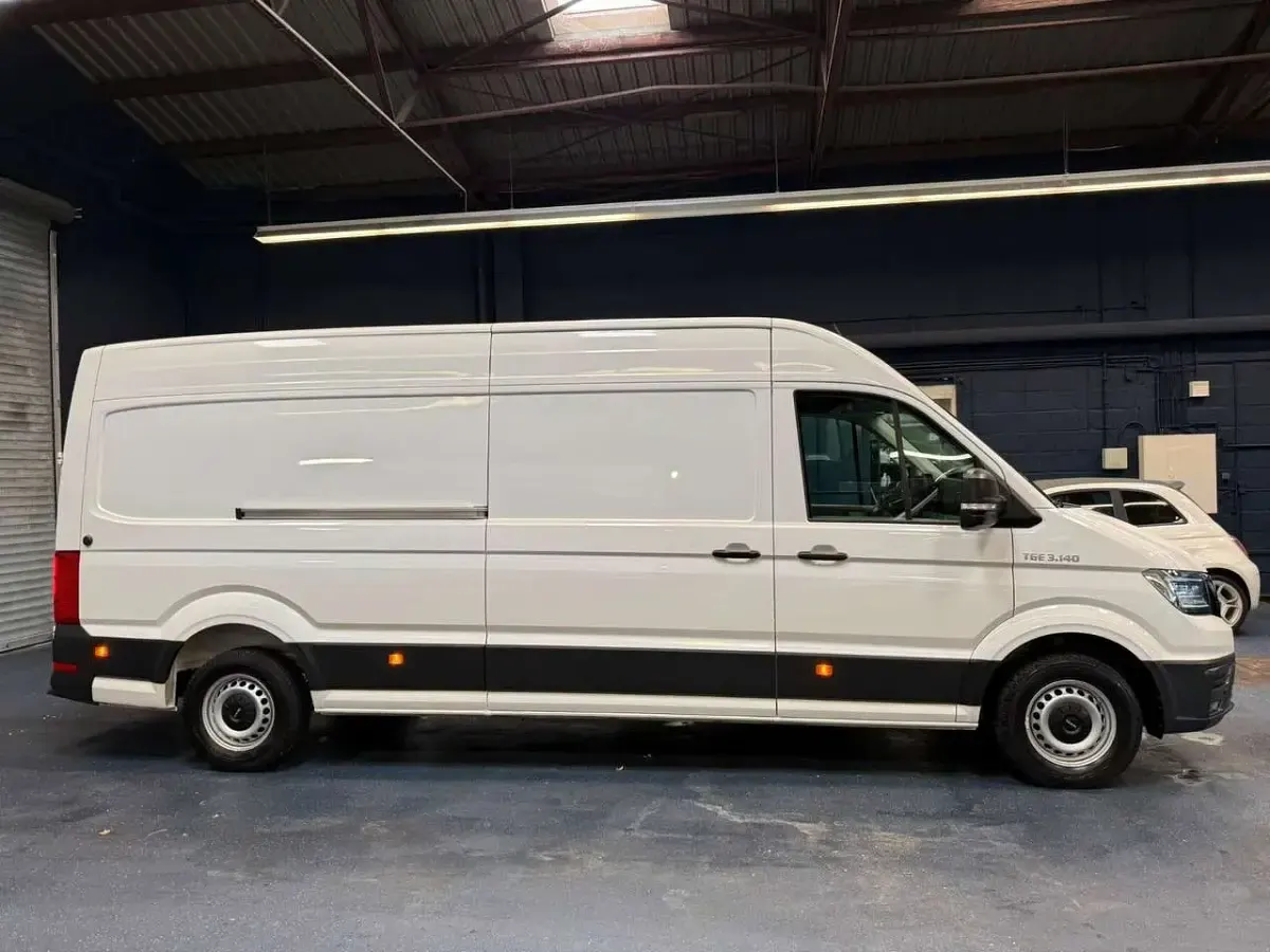 Gebraucht MAN TGE 140 PS (102 kW) 2024 Weiß Van