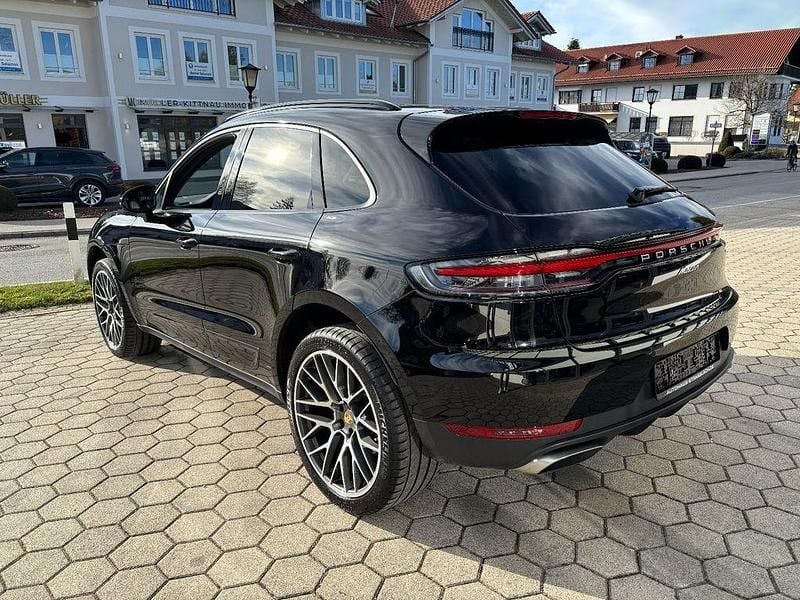 Gebraucht Porsche Macan 245 PS (180 kW) 2020 Schwarz SUV