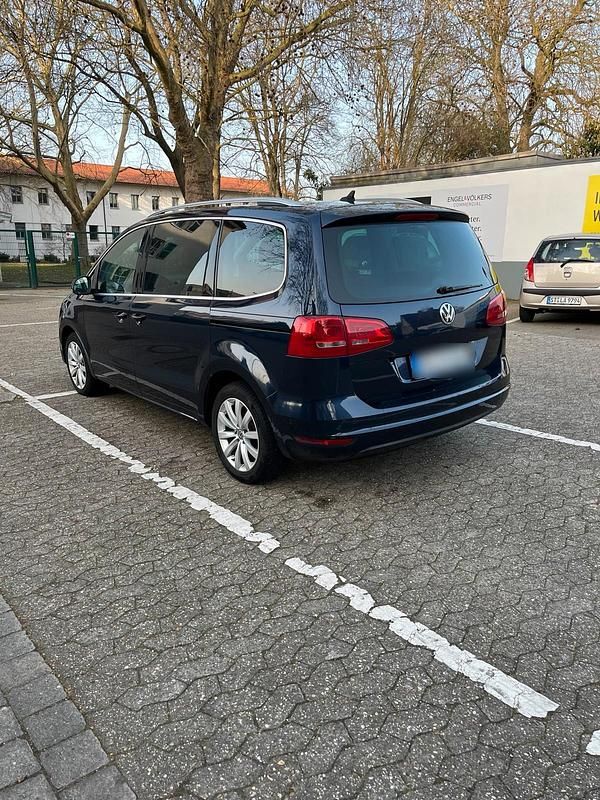 Gebraucht VW Sharan Business 177 PS (130 kW) 2011 Blau Van / Kleinbus