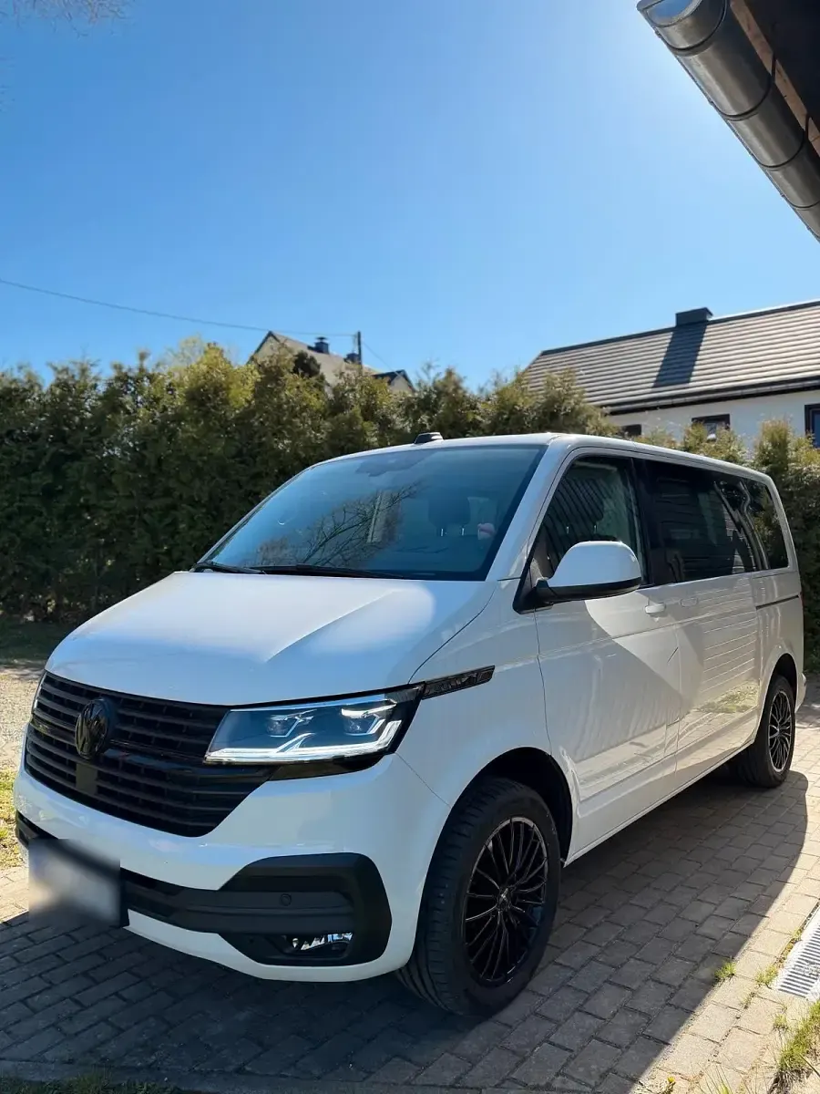 Gebraucht VW Caravelle 150 PS (110 kW) 2022 Weiß Van