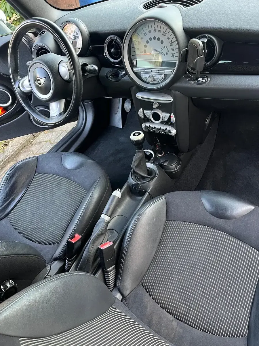Gebraucht Mini Cooper 120 PS (88 kW) 2007 Schwarz Kleinwagen