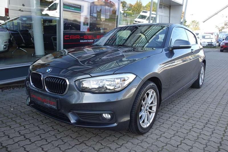 Mineralgrau Gebraucht 2017 BMW 118 Coupé Advantage Coupé | 11.800 € (Superpreis) - Bild 1/4
