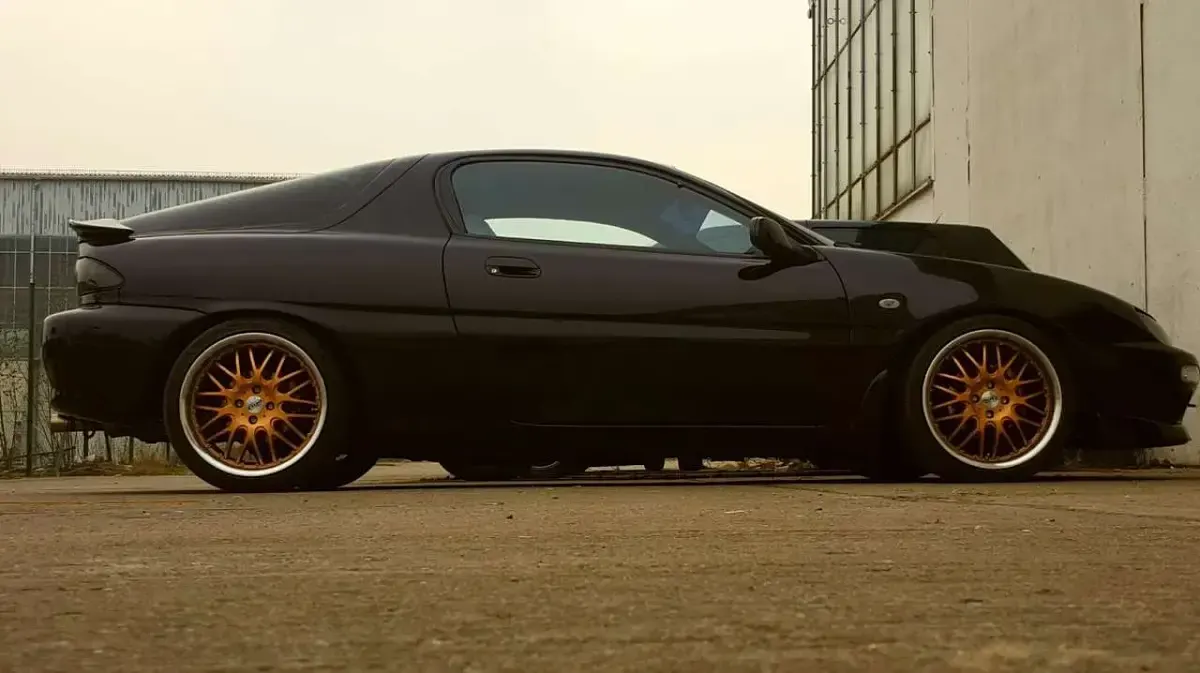 Gebraucht Mazda MX3 300 PS (220 kW) 1991 Schwarz Coupé