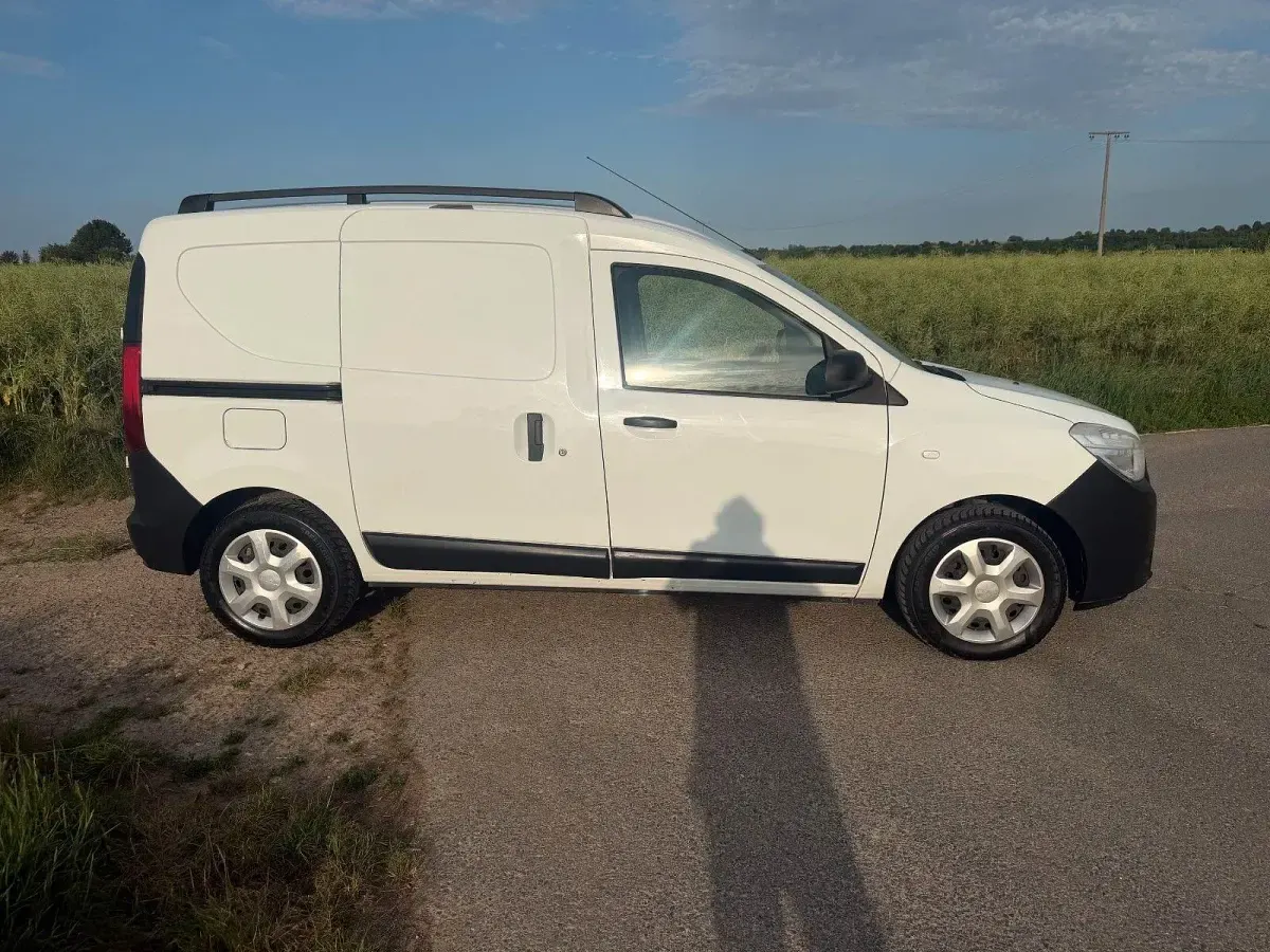 Gebraucht Dacia Dokker Ambiance 75 PS (55 kW) 2017 Weiß Van / Kleinbus