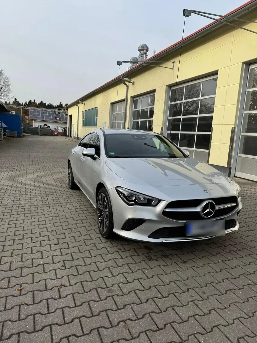 Gebraucht Mercedes CLA180 136 PS (100 kW) 2022 Silber Coupé