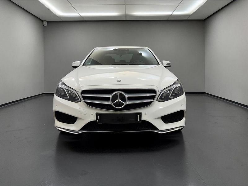 Gebraucht Mercedes E350 AMG line 252 PS (185 kW) 2013 Weiß Limousine