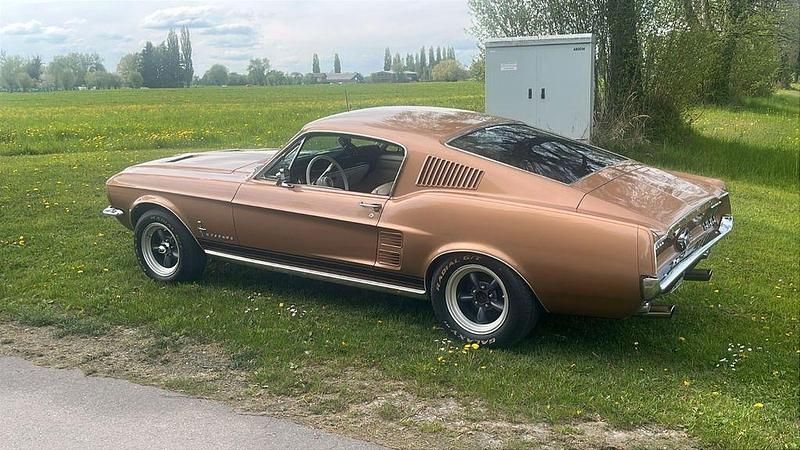 Gebraucht Ford V8 Fastback 203 PS (149 kW) 1967 Gold Coupé