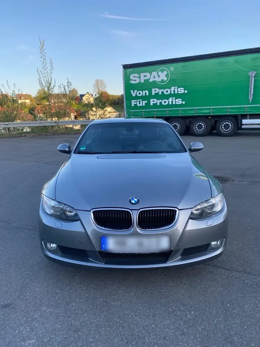 Gebraucht BMW 320 Cabriolet 170 PS (125 kW) 2009 Grau Cabrio