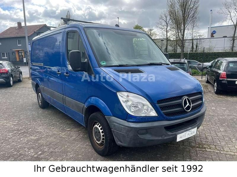 Second-hand Mercedes Sprinter 109 CP (80 kW) 2007 Albastru Van