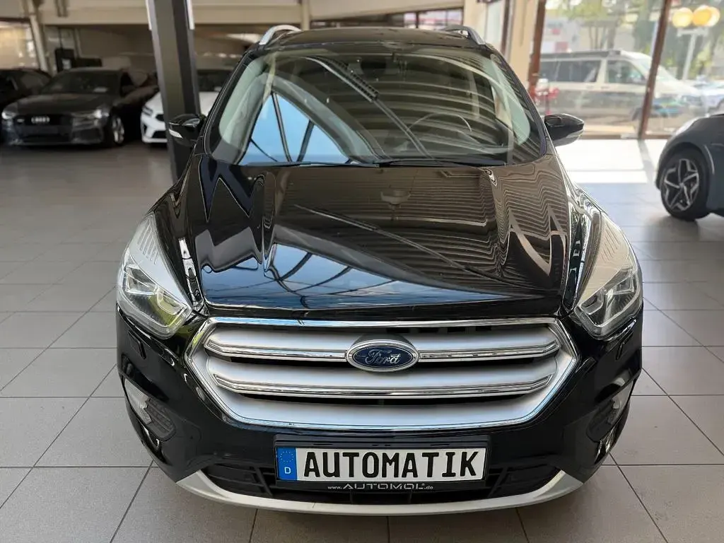 Gebraucht Ford Kuga Cool & Connect 150 PS (110 kW) 2017 Schwarz SUV