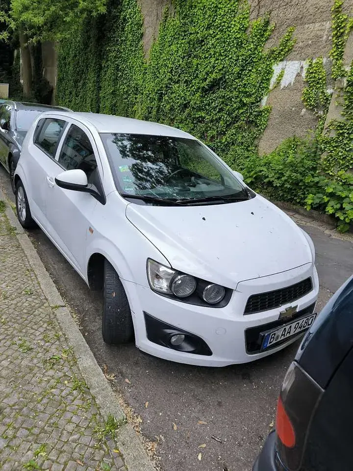 Gebraucht Chevrolet Aveo LT 75 PS (55 kW) 2012 Limousine