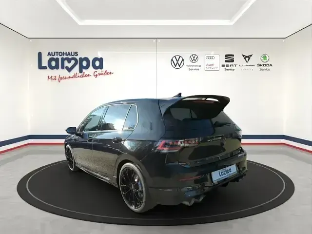Gebraucht VW Golf VIII R 333 PS (244 kW) 2024 Schwarz Limousine