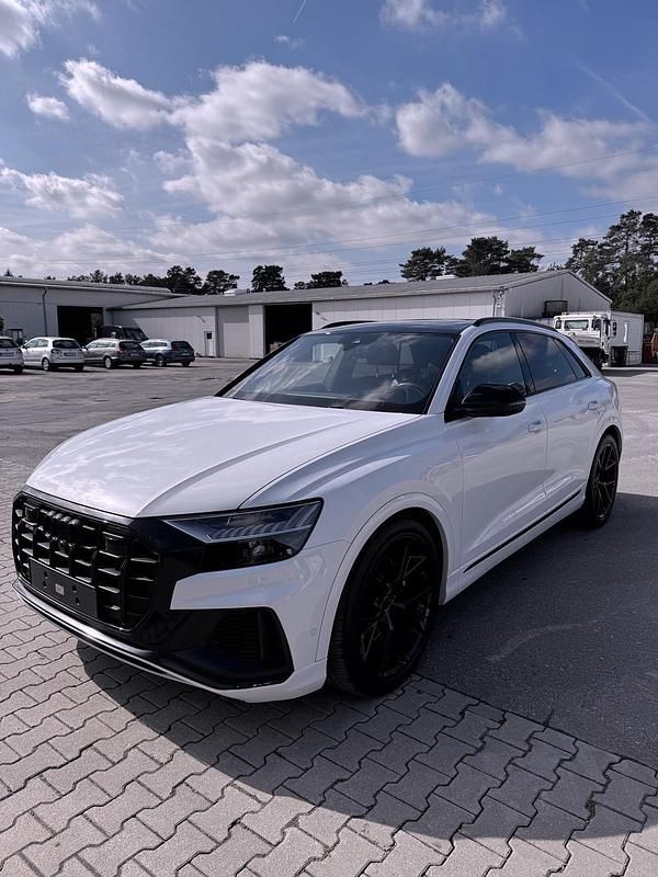 Gebraucht Audi SQ8 Advanced 435 PS (319 kW) 2020 Weiß SUV