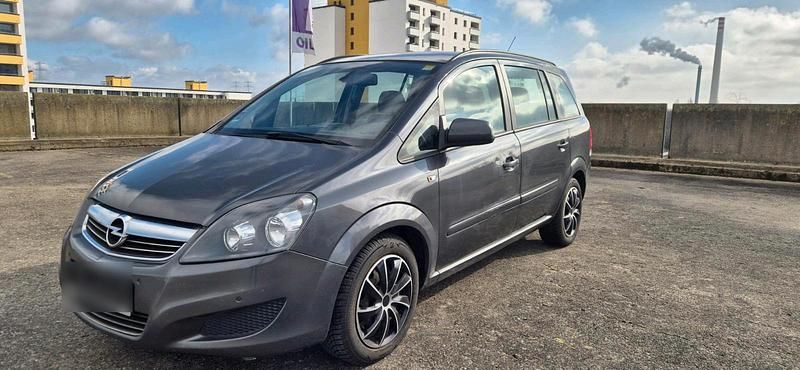 Gebraucht Opel Zafira 125 PS (91 kW) 2012 Grau Van / Kleinbus