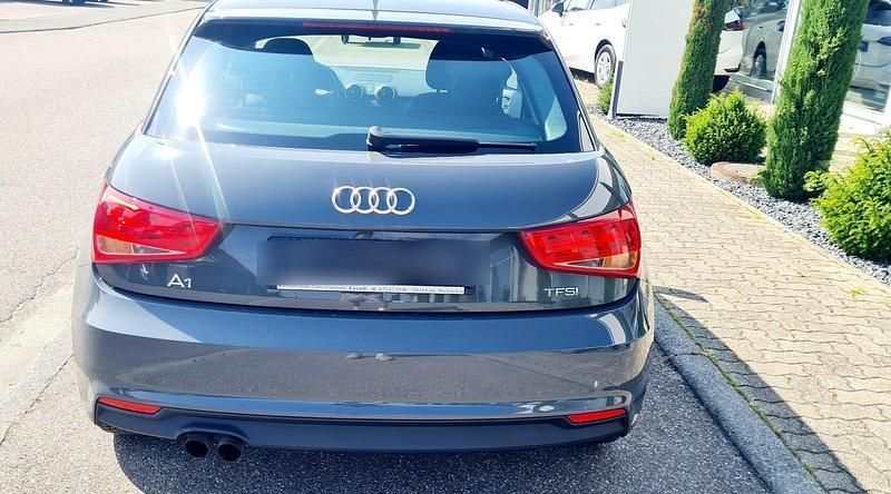 Grau Gebraucht 2016 Audi A1 Sport Kleinwagen | 7.700 € (Guter Preis) - Bild 1/4