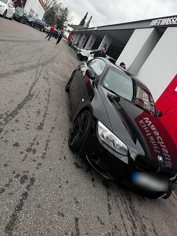 Gebraucht BMW 325 Cabriolet 218 PS (160 kW) 2012 Schwarz Cabrio