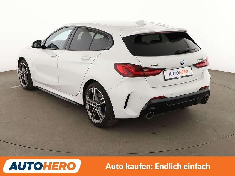 Gebraucht BMW M135 306 PS (225 kW) 2021 Alpinweiss iii Kleinwagen