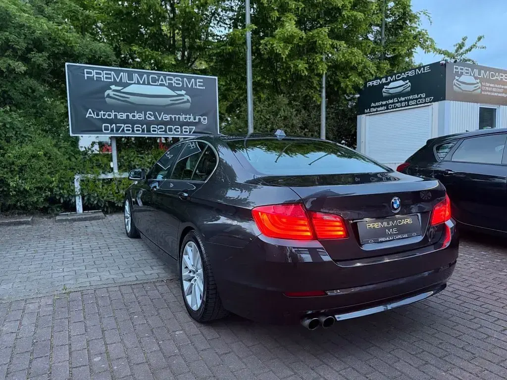 Gebraucht BMW 525 204 PS (150 kW) 2010 Grau Limousine