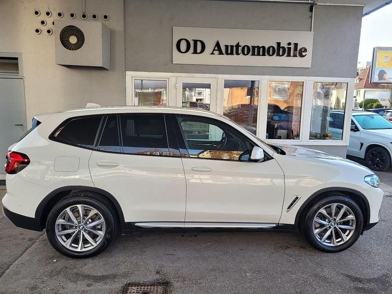 Weiß Gebraucht 2022 BMW X3 Sport Line SUV | 36.990 € (Fairer Preis) - Bild 1/4
