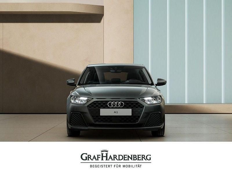 Grau Neu 2025 Audi A1 Sportback Performance Kleinwagen | 26.183 € (Guter Preis) - Bild 1/4