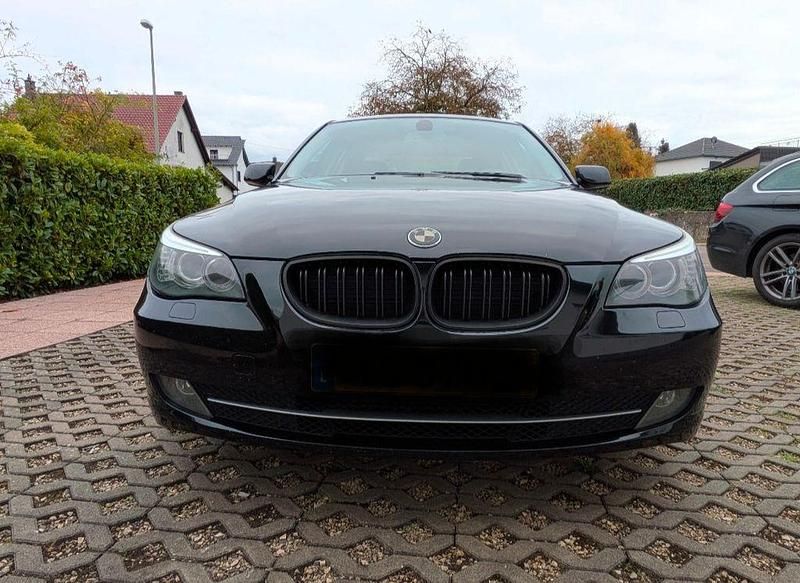 Schwarz Gebraucht 2008 BMW 520 Performance Limousine | 5.999 € (Etwas zu teuer) - Bild 1/4