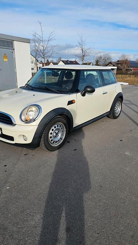 Second-hand Mini Cooper 75 CP (55 kW) 2009 Alb Hatchback