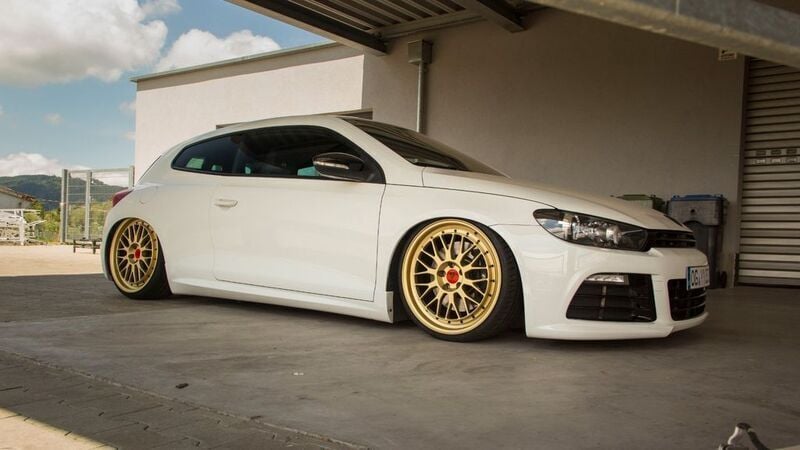 Gebraucht VW Scirocco R 265 PS (194 kW) 2011 Weiß Coupé